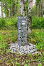 Colonne gabion lumière